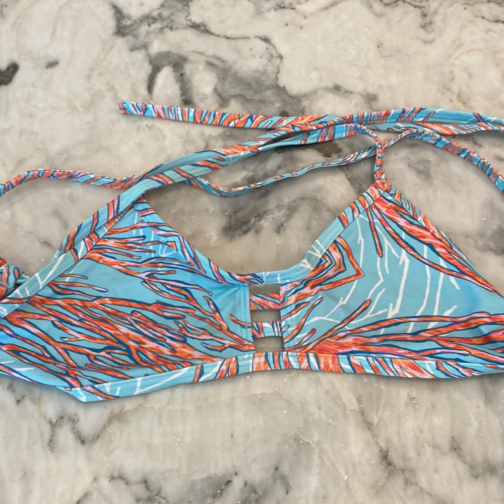 Jolyn "Vent" Bikini Top, Size Medium